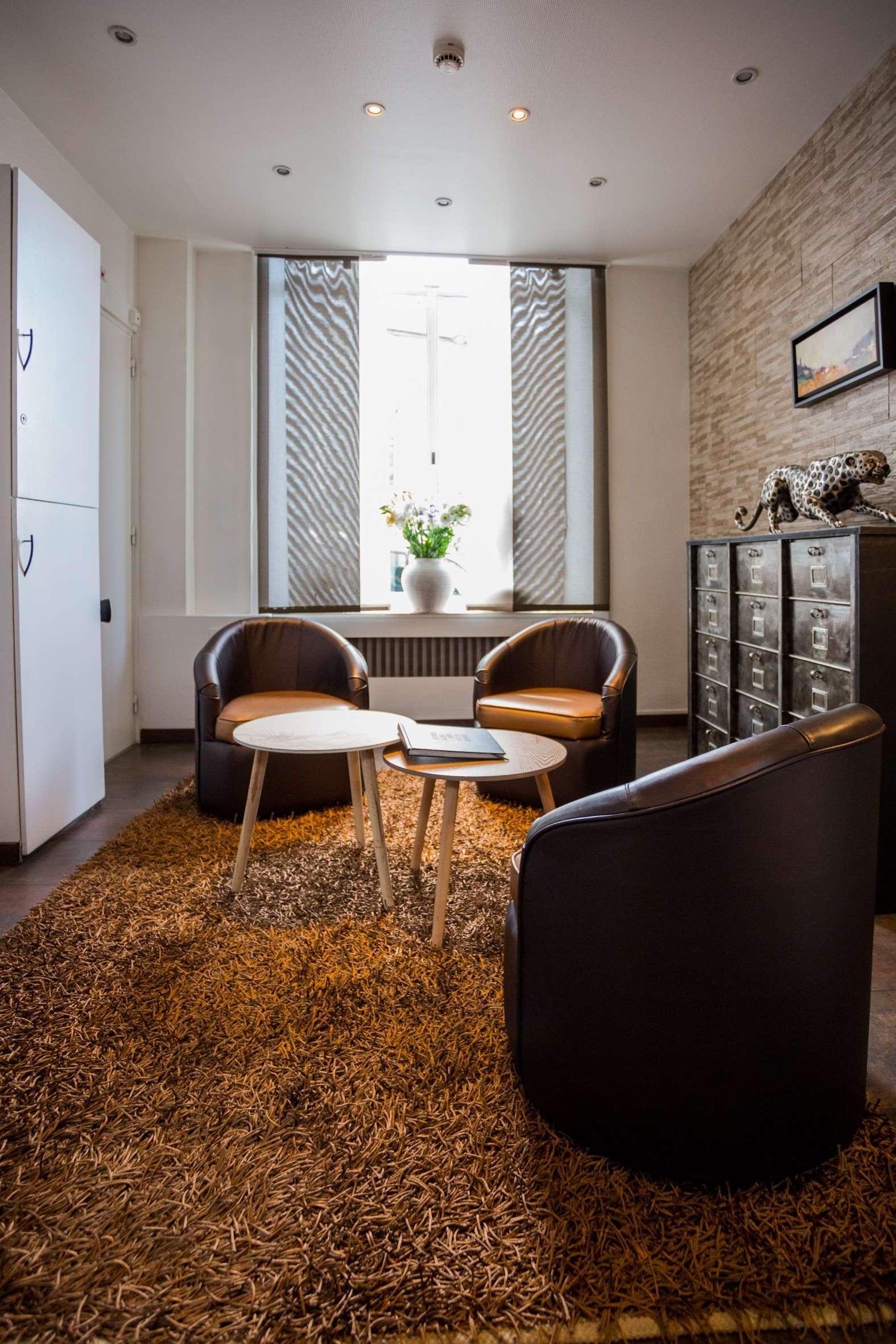 Hotel Western Des Voyageurs 3*